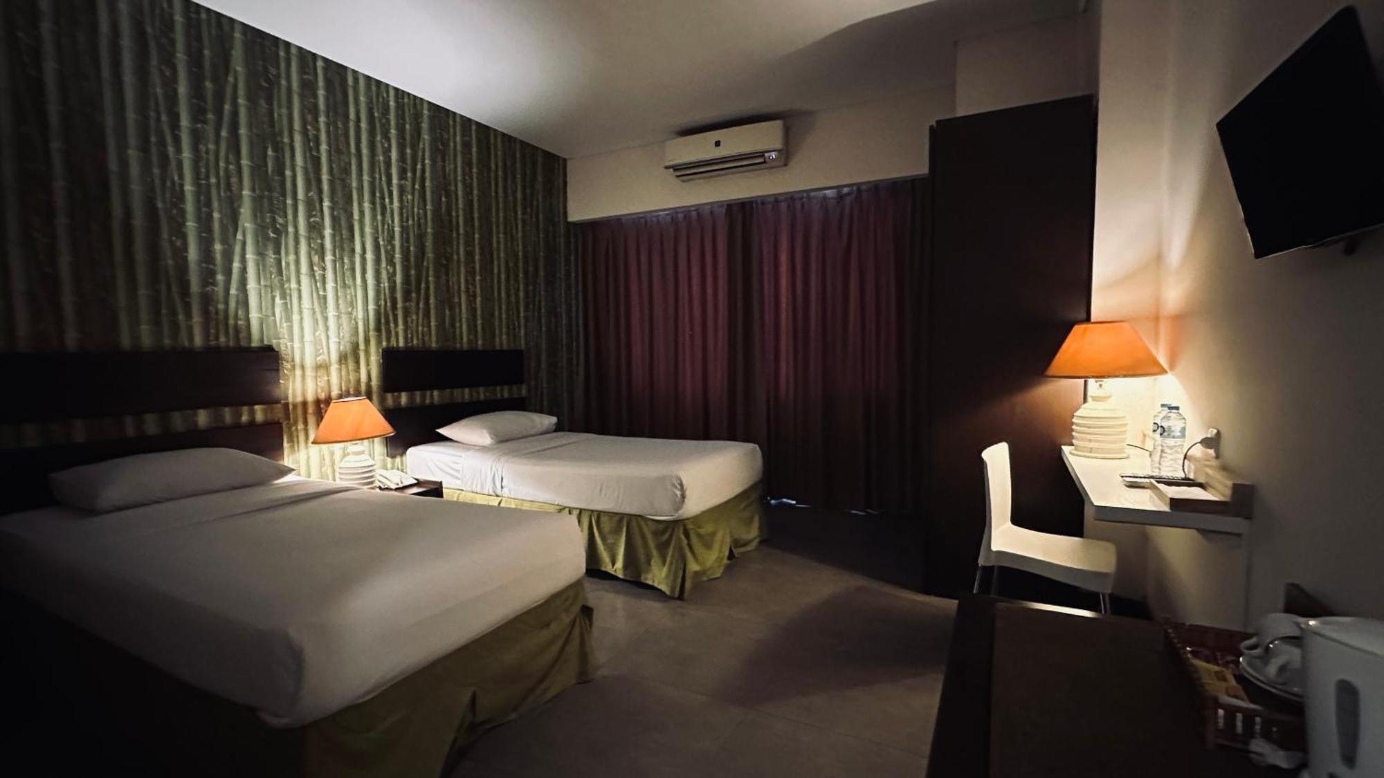 בנדונג Bali World Hotel מראה חיצוני תמונה