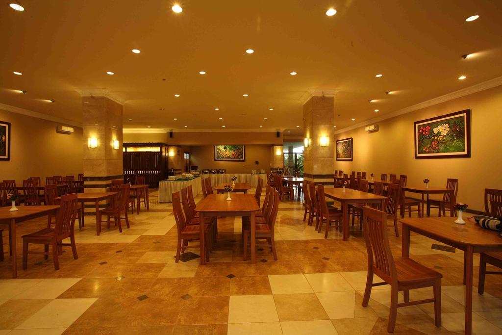 בנדונג Bali World Hotel מראה חיצוני תמונה